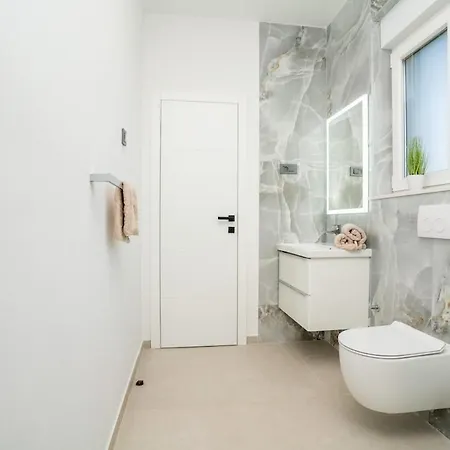 The Sky Apartman Ninski Stanovi